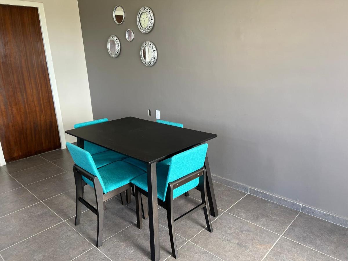 Cataleya Apartments Near Airport 빌렘스타트 외부 사진