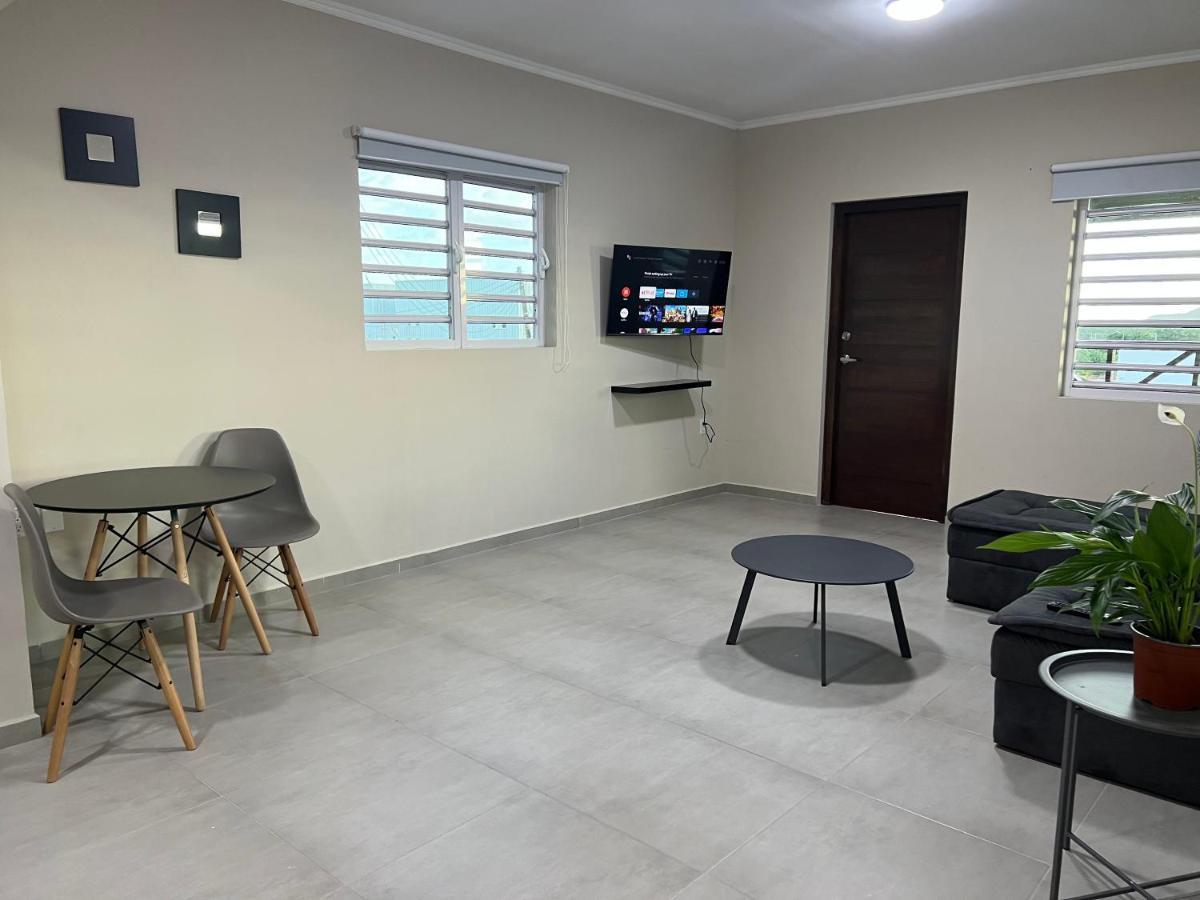 Cataleya Apartments Near Airport 빌렘스타트 외부 사진
